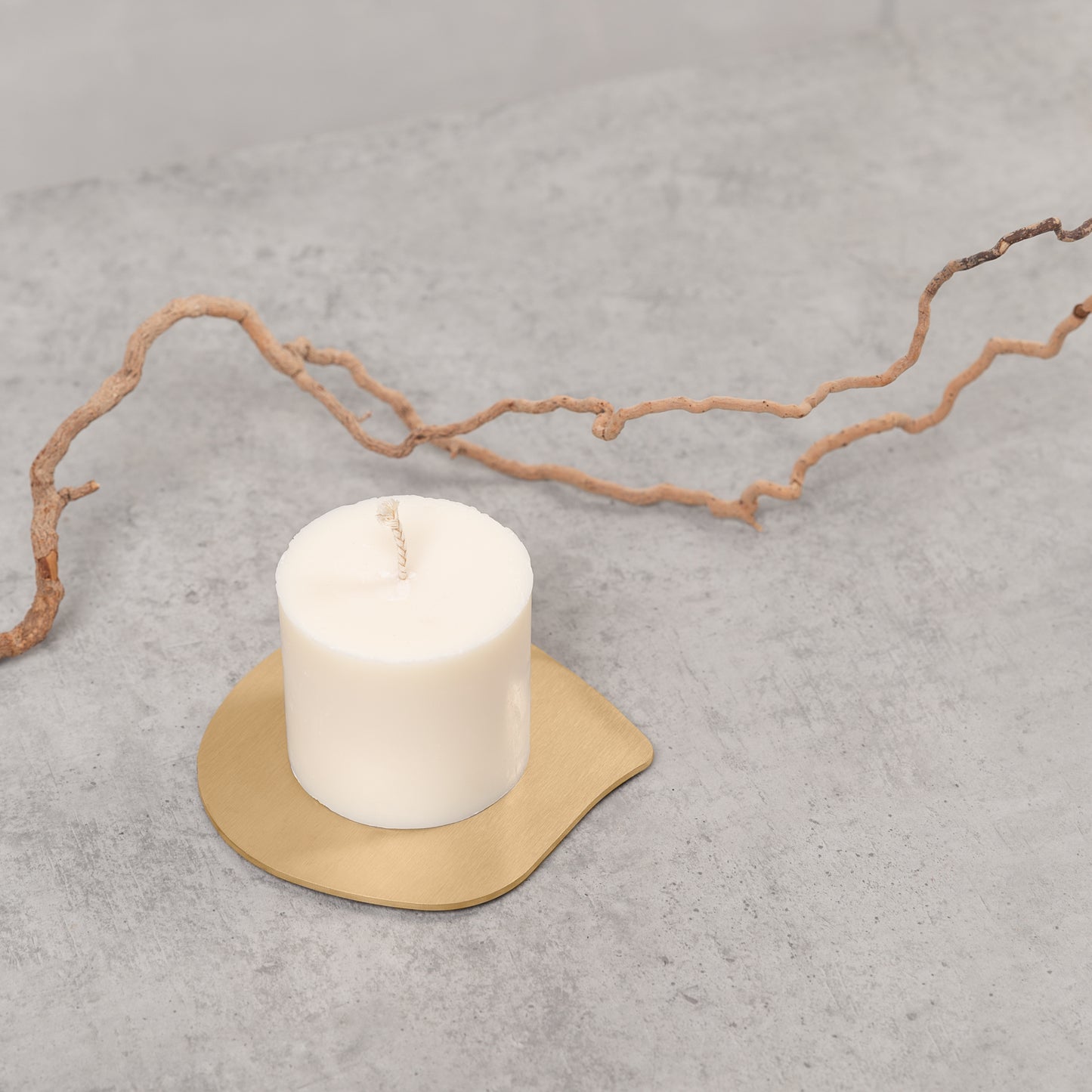 Cylinder shape rapeseed wax candle